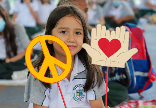 Entregar una educación de calidad a jóvenes de la ciudad Entregar una educación de calidad a jóvenes de la ciudad