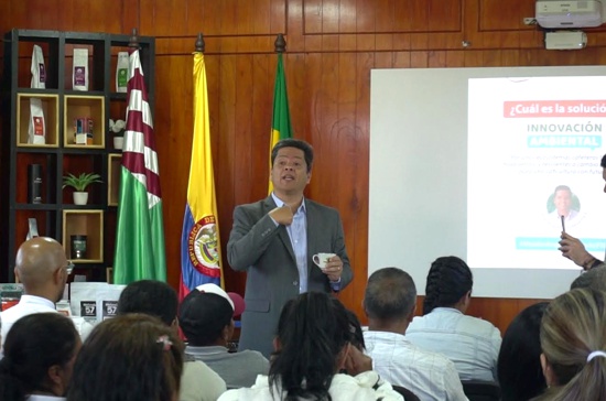 César Augusto Echeverry: líder cafetero busca llegar a la gerencia de la FNC