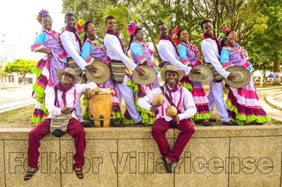 Esgrima folclórica: Legado ancestral que permanece vivo en la cultura villaricense. Esgrima folclórica: Legado ancestral que permanece vivo en la cultura villaricense.