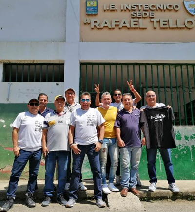 Exalumnos de la Tello se encontraron otra vez después de 48 años Exalumnos de la Tello se encontraron otra vez después de 48 años