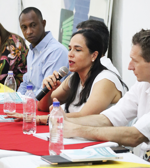 “Experiencias de un gobierno en tiempos de incertidumbre”