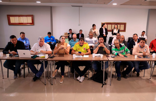 Se levanta el paro de Taxistas Se levanta el paro de Taxistas