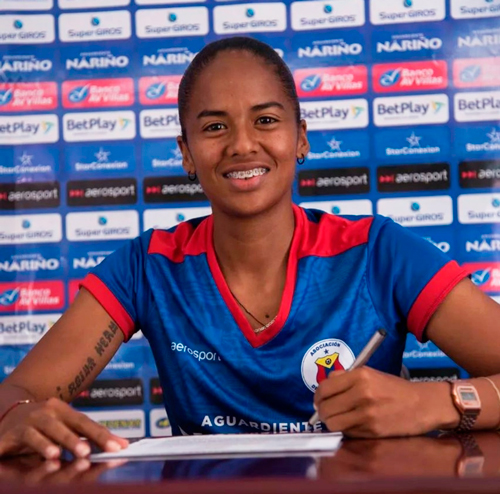 La quilichagueña estrella del fútbol femenino La quilichagueña estrella del fútbol femenino