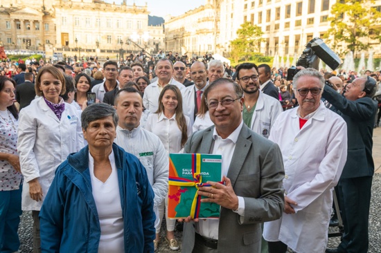 Mayoría de asociaciones médicas apoyan reforma Mayoría de asociaciones médicas apoyan reforma