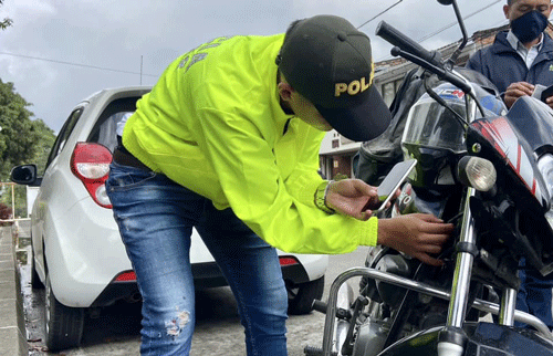 Policía trabaja por el bienestar y seguridad de la comunidad