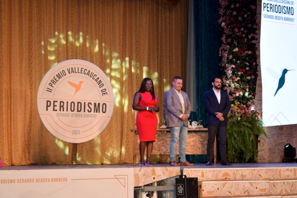 Proclama del Cauca y Valle ganador del Premio de Periodismo Vallecaucano