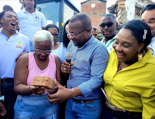 Se colocó primera piedra del Centro de Salud en Barrios de Oriente de Puerto Tejada