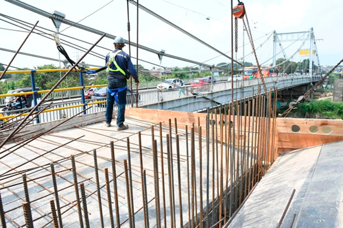 Obras del puente de Juanchito serán entregas este año