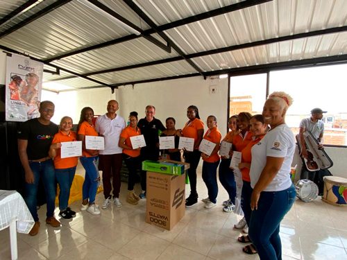Cali entrega apoyo a comunidades afro Cali entrega apoyo a comunidades afro