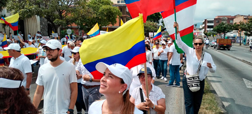 Marchas contra el presidente Gustavo Petro Marchas contra el presidente Gustavo Petro
