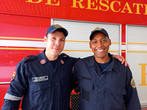 Bomberos de Cali unen fuerzas en Turquía Bomberos de Cali unen fuerzas en Turquía