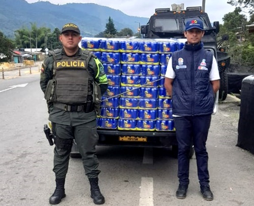 Bebidas de contrabando fueron decomisadas por Gobernación y Policía Bebidas de contrabando fueron decomisadas por Gobernación y Policía