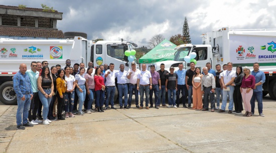 Dos nuevos carros recolectores para municipios del sur del Cauca Dos nuevos carros recolectores para municipios del sur del Cauca