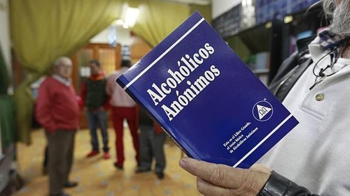 Grupo 20 de marzo: 56 años recuperando alcohólicos Grupo 20 de marzo: 56 años recuperando alcohólicos