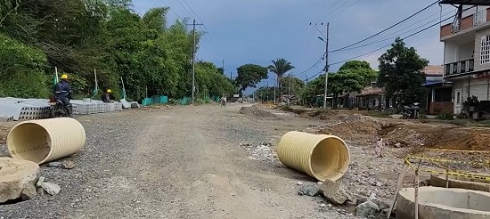 Habitantes de la Calle 5ta: a revisar acometidas de acueducto Habitantes de la Calle 5ta: a revisar acometidas de acueducto