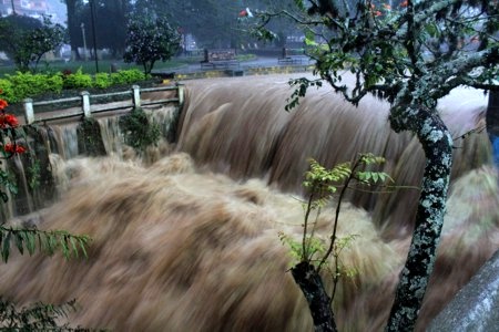 Piscina Municipal - Se desbordó el río Quilichao