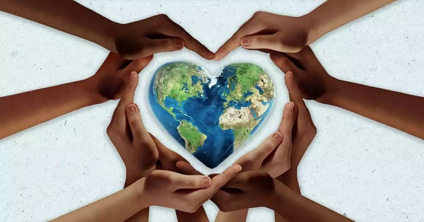 Solo hay una raza: la raza humana Solo hay una raza: la raza humana