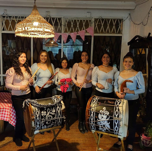 Al ritmo de Son Mujer 