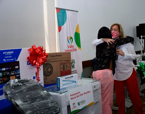 “Somos Invencibles” con comunidad LGTBIQ+ y Madres