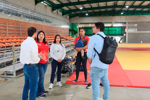 Seguridad para el coliseo Yuri Alvear por vandalismo Seguridad para el coliseo Yuri Alvear por vandalismo