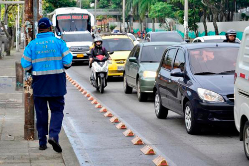 Operativos por invasión de Carriles del MIO Operativos por invasión de Carriles del MIO