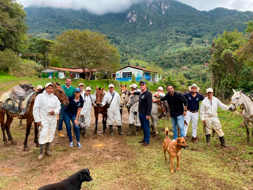Retiran 677 kilos de residuos peligrosos de minas ilegales