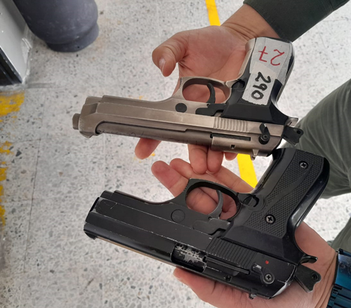 Armas traumáticas también son incautadas Armas traumáticas también son incautadas