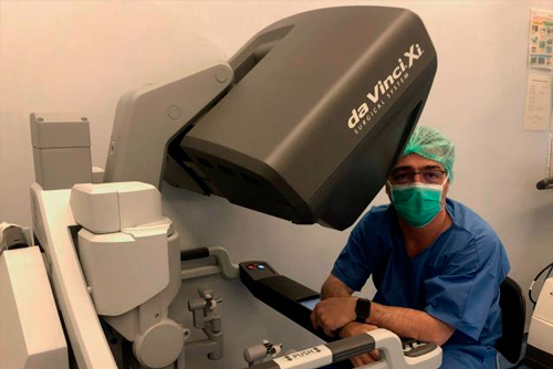 El robot que opera pacientes con cáncer en Colombia El robot que opera pacientes con cáncer en Colombia