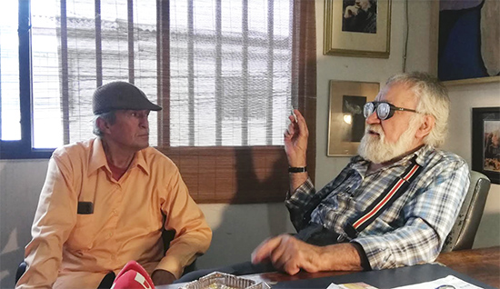 Entrevista al escritor Víctor Paz Otero