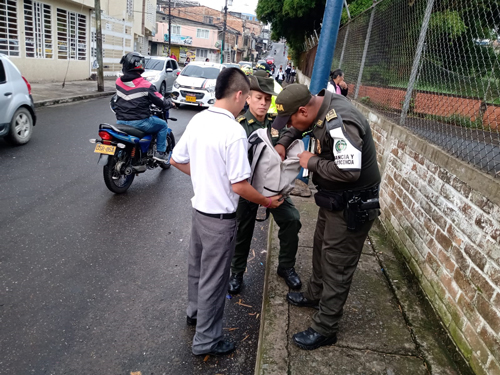Policía trabaja en prevención de delitos contra menores