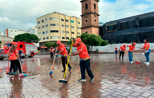 Plazoleta de San Francisco, limpia y reluciente