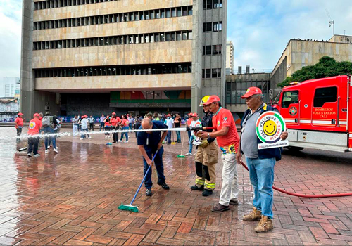 Plazoleta de San Francisco, limpia y reluciente
