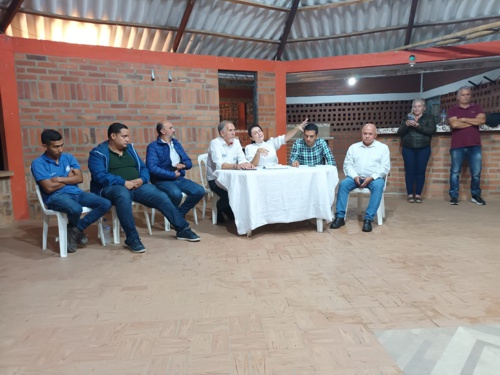 Cierre de vía a Pisojé por urbanizaciones sin control Cierre de vía a Pisojé por urbanizaciones sin control