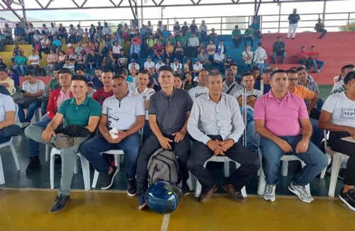 Comunidades reunidas en 'Pacto por la Vida'.