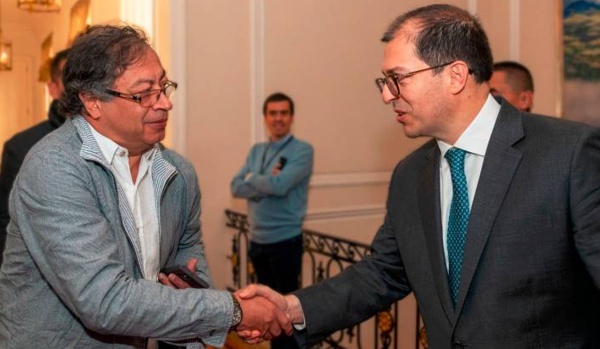 Fiscal insiste en alterar el orden público y desinstitucionalizar a Colombia Fiscal insiste en alterar el orden público y desinstitucionalizar a Colombia