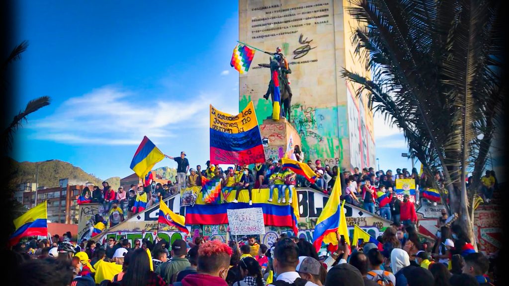 Lo ocurrido en Chile y lo que pasa en Colombia. Lo ocurrido en Chile y lo que pasa en Colombia.