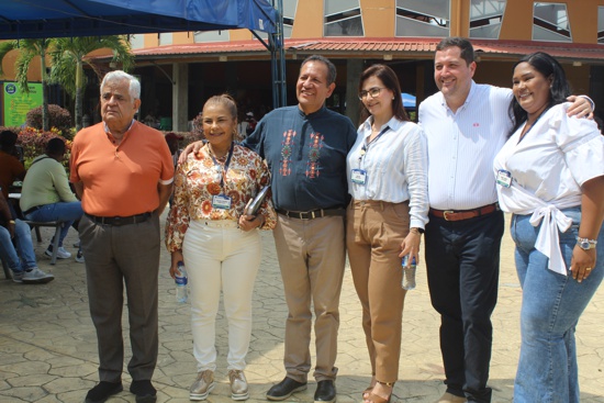 Programas sociales de Comfacauca, semilleros de paz y transformación social Programas sociales de Comfacauca, semilleros de paz y transformación social