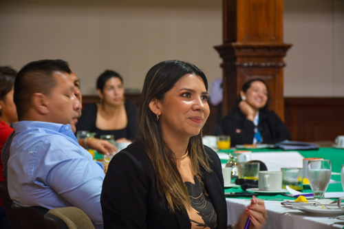Urge Avanzar en la igualdad política Urge Avanzar en la igualdad política