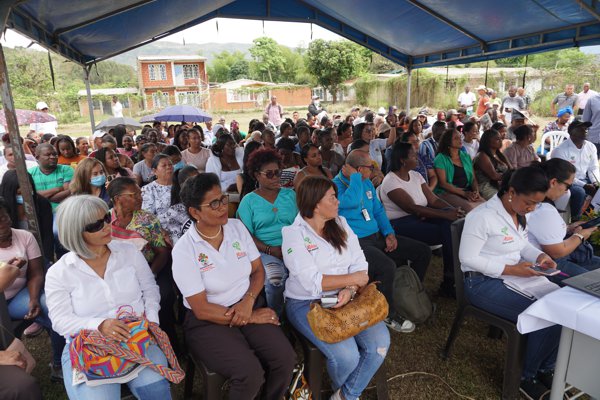 Alegría y agradecimiento comunitario por gestión del gobernador del Cauca Alegría y agradecimiento comunitario por gestión del gobernador del Cauca
