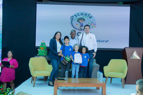 Federación Nacional de Cafeteros celebra 96 años 