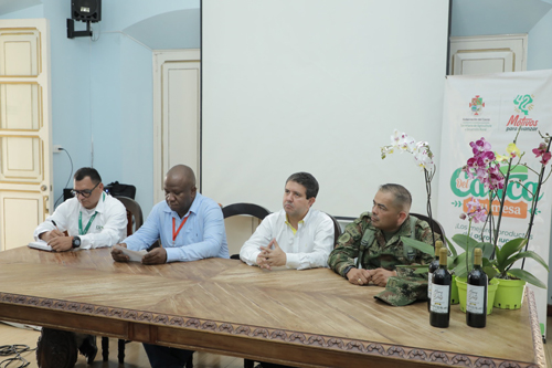 Gobierno Departamental llega a Piamonte con educación 