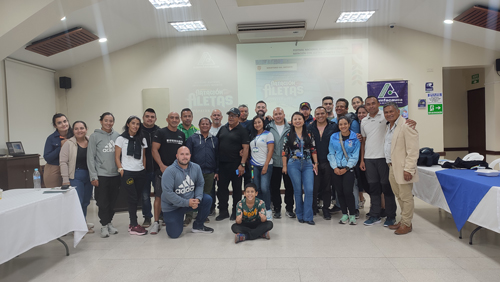 Encuentro internacional de entrenadores subacuaticos