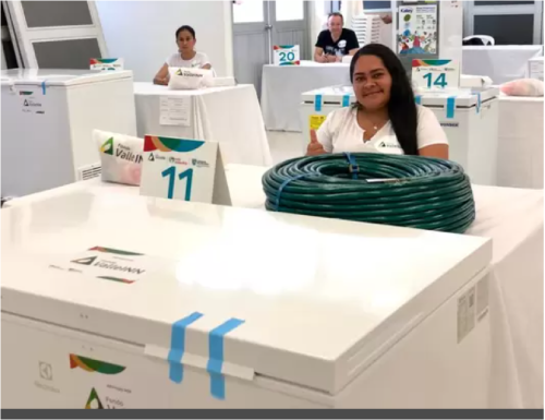 $102 mil millones entre el gobierno del Valle y sus 42 alcaldías $102 mil millones entre el gobierno del Valle y sus 42 alcaldías