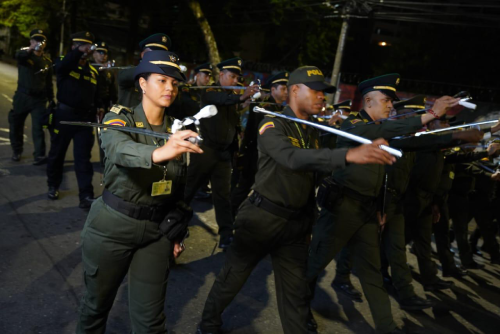 Espectáculo de fuerzas militares: Desfile 20 de Julio Espectáculo de fuerzas militares: Desfile 20 de Julio