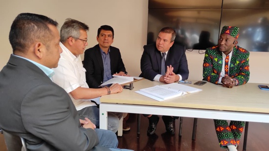 Desinformación al servicio exclusivo del poder económico