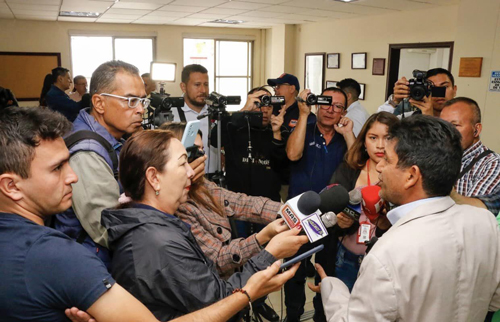 Contradicción de la CRC sobre la “Avenida de los Próceres” Contradicción de la CRC sobre la “Avenida de los Próceres”