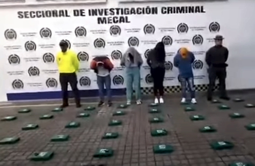 Decomisados 49 kilos de coca en vía Popayán-Cali Decomisados 49 kilos de coca en vía Popayán-Cali
