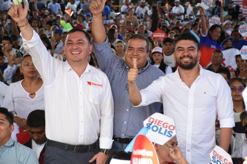 Campo y Víctor Ramírez unen fuerzas por la Gobernación. Campo y Víctor Ramírez unen fuerzas por la Gobernación.