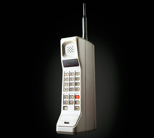 El celular sirve hasta para hacer llamadas El celular sirve hasta para hacer llamadas