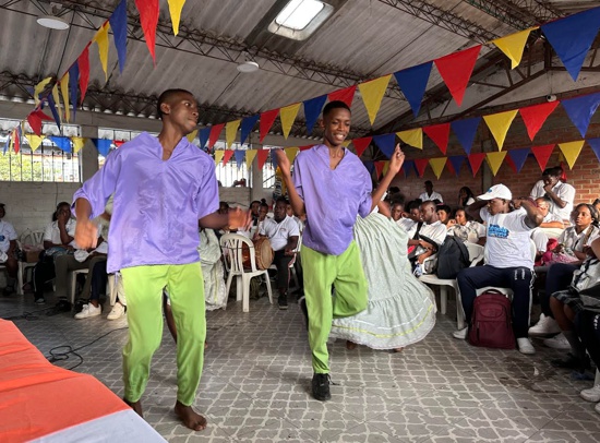 Dago les cumplió a los jóvenes portejadeños.